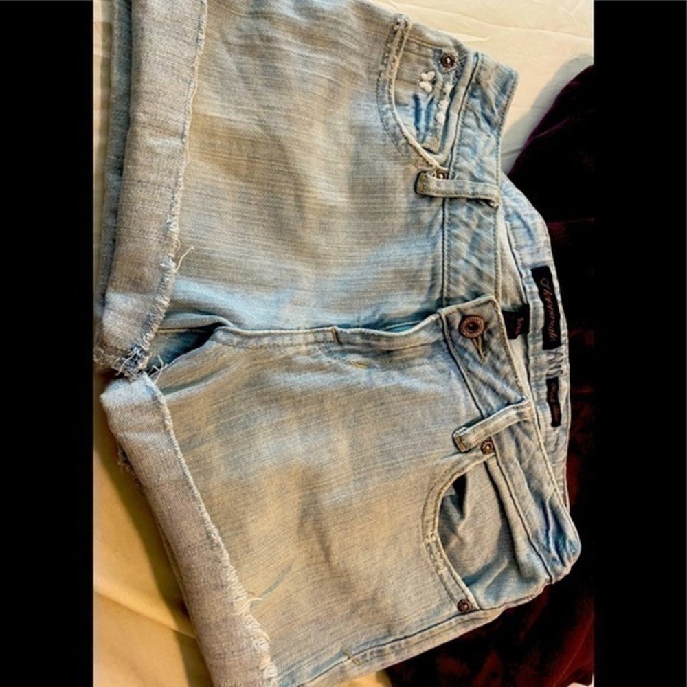 Aeropostale cut off shorts 5/6